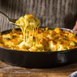 « Je le prépare chaque dimanche en hiver » : mon gratin patates-choux de Bruxelles a conquis ma famille